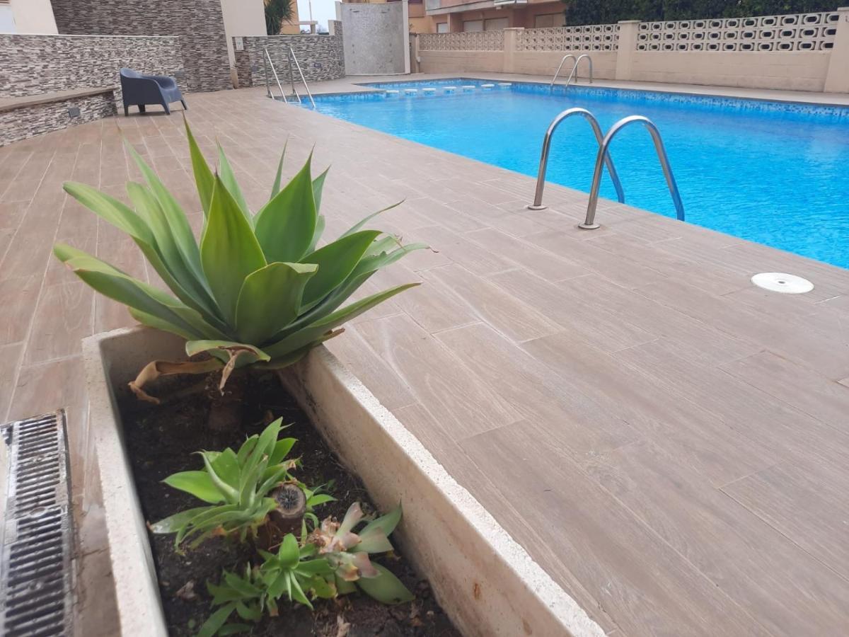 Apartamento A 100 Metros De La Playa Con Grande Terraza Y Vistas Al Mar Daimús Buitenkant foto